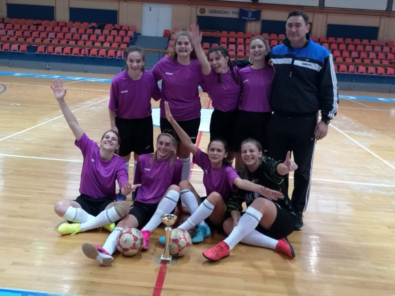 gimnazija bjelovar futsal djevojke