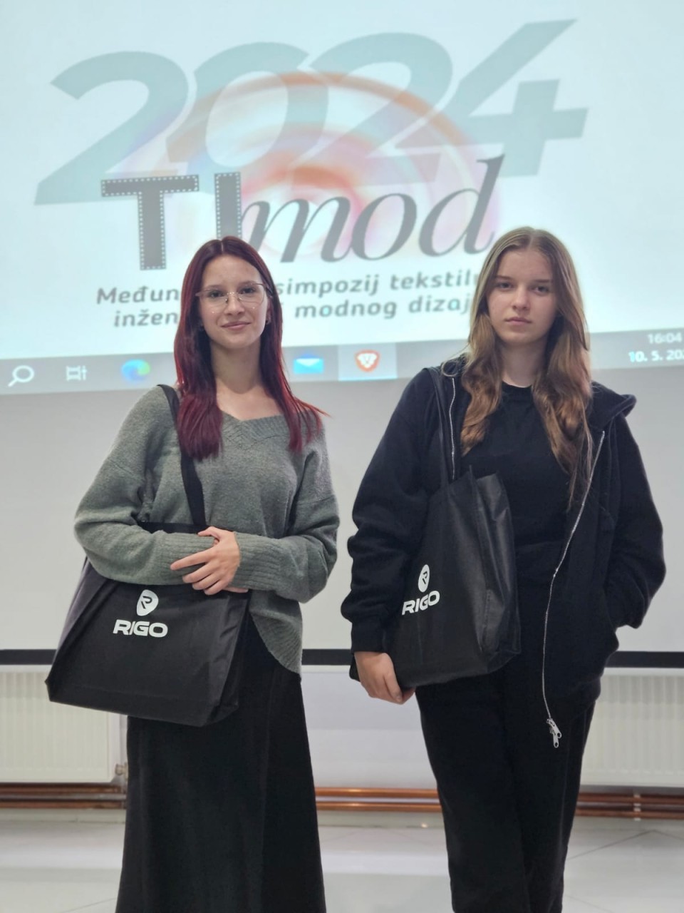 Modne tehničarke osvojile srebrna mjesta na međunarodnom natjecanju u Travniku